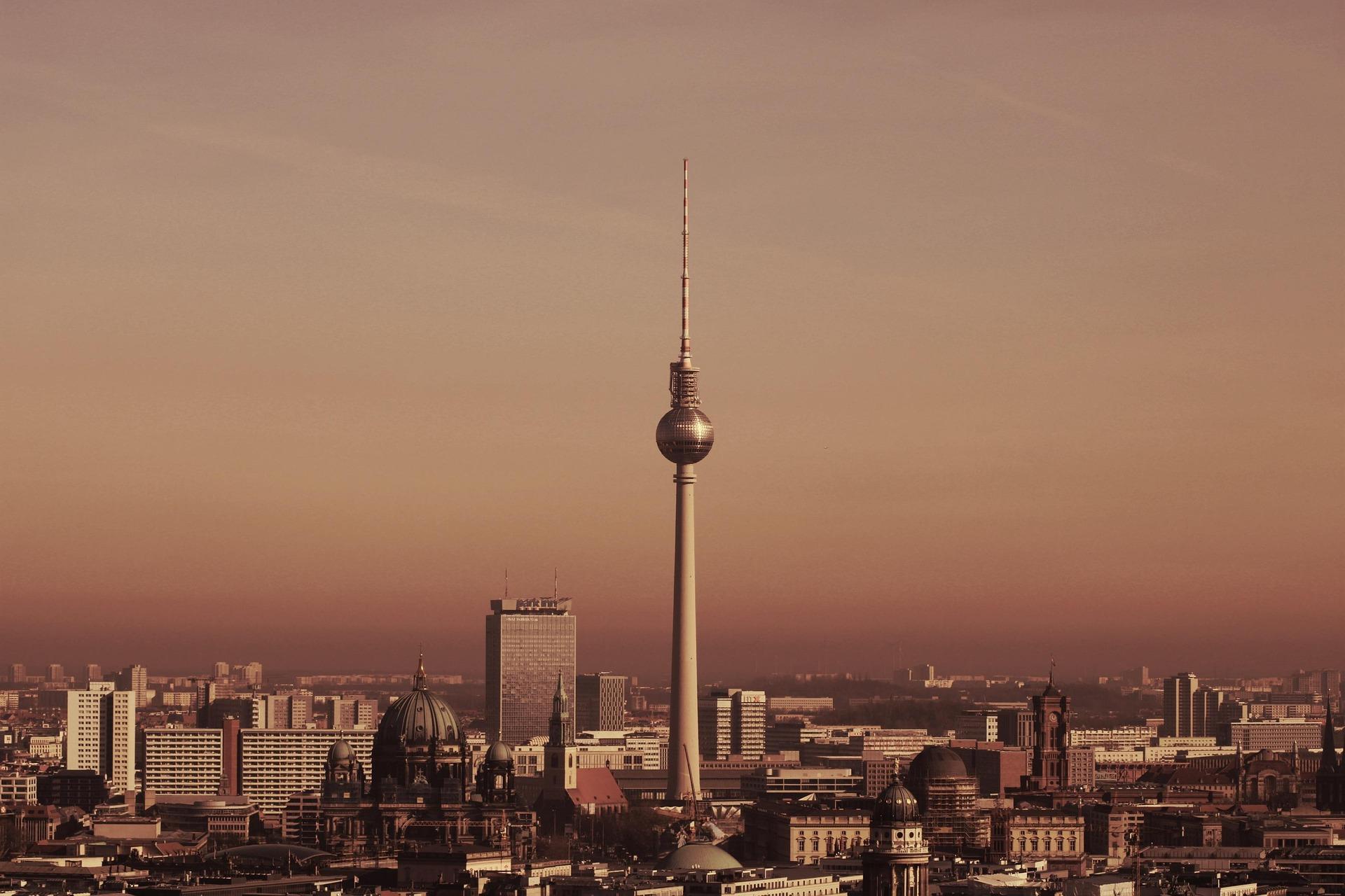 Skyline von Berlin mit Fernsehturm